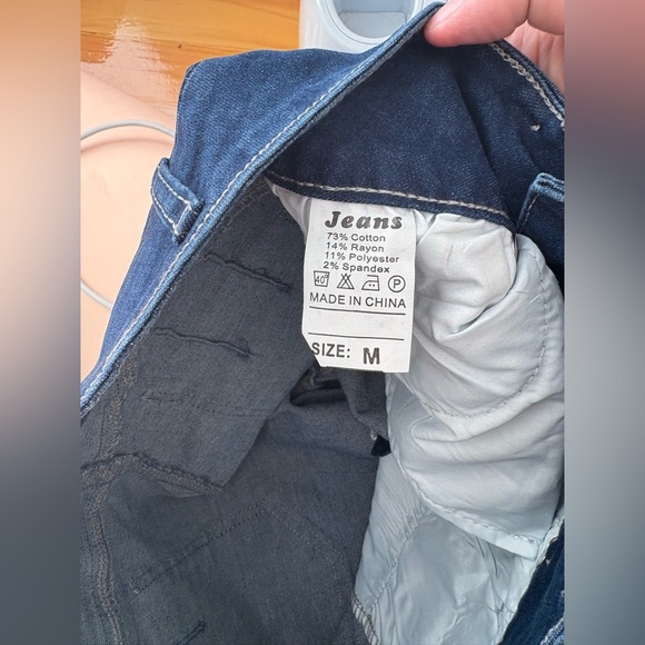 Romastory High Waisted Stretch Denim Shorts – Medium & Large – NWT - Picture 7 of 7